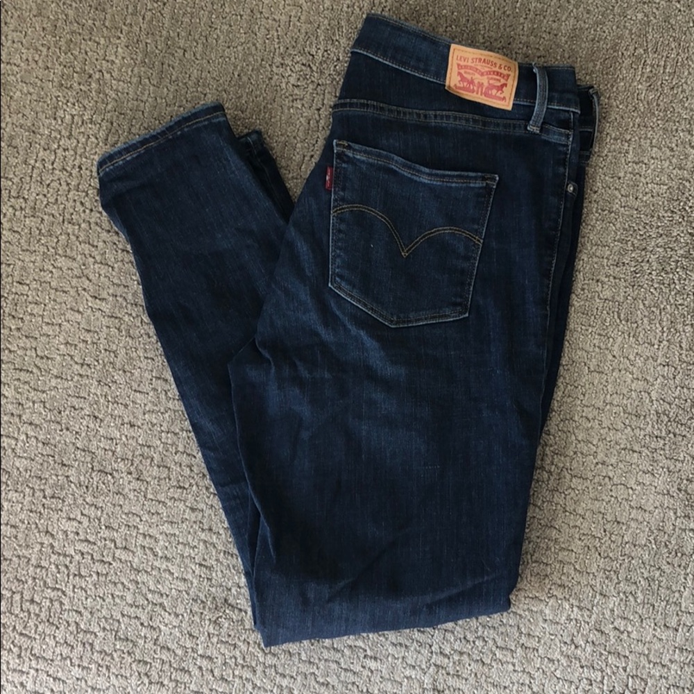 311 Shaping Skinny Jean